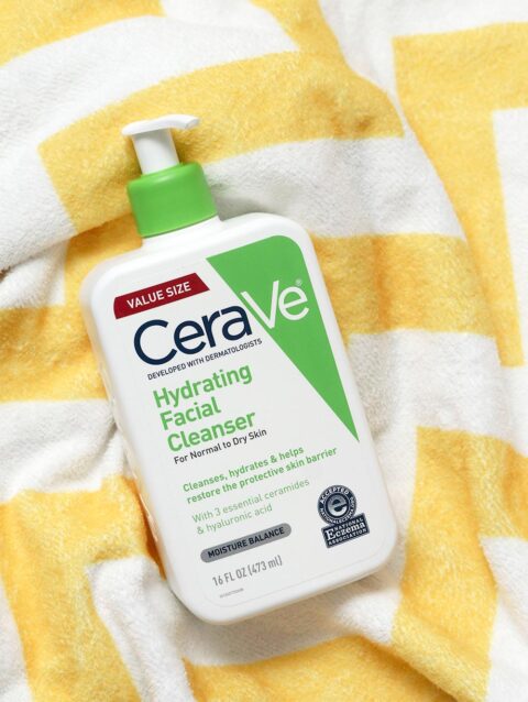Hydrating facial cleanser